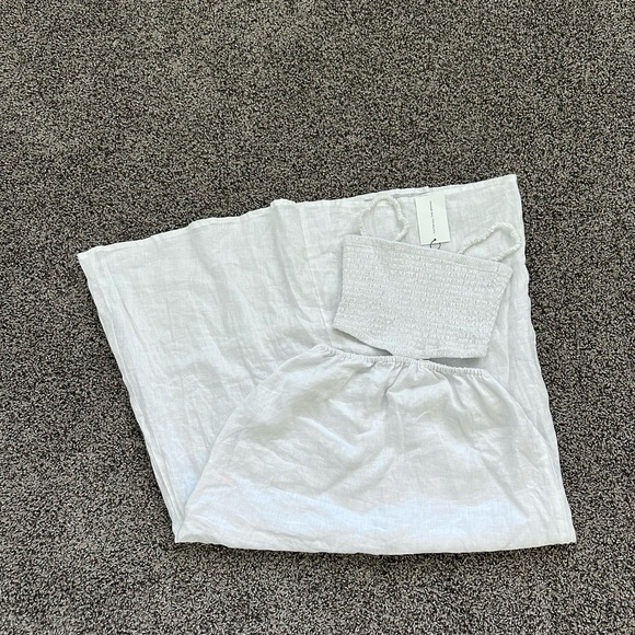 Faithfull the Brand Tayari Midi Dress in Plain White, NWT, size XS - Picture 4 of 4